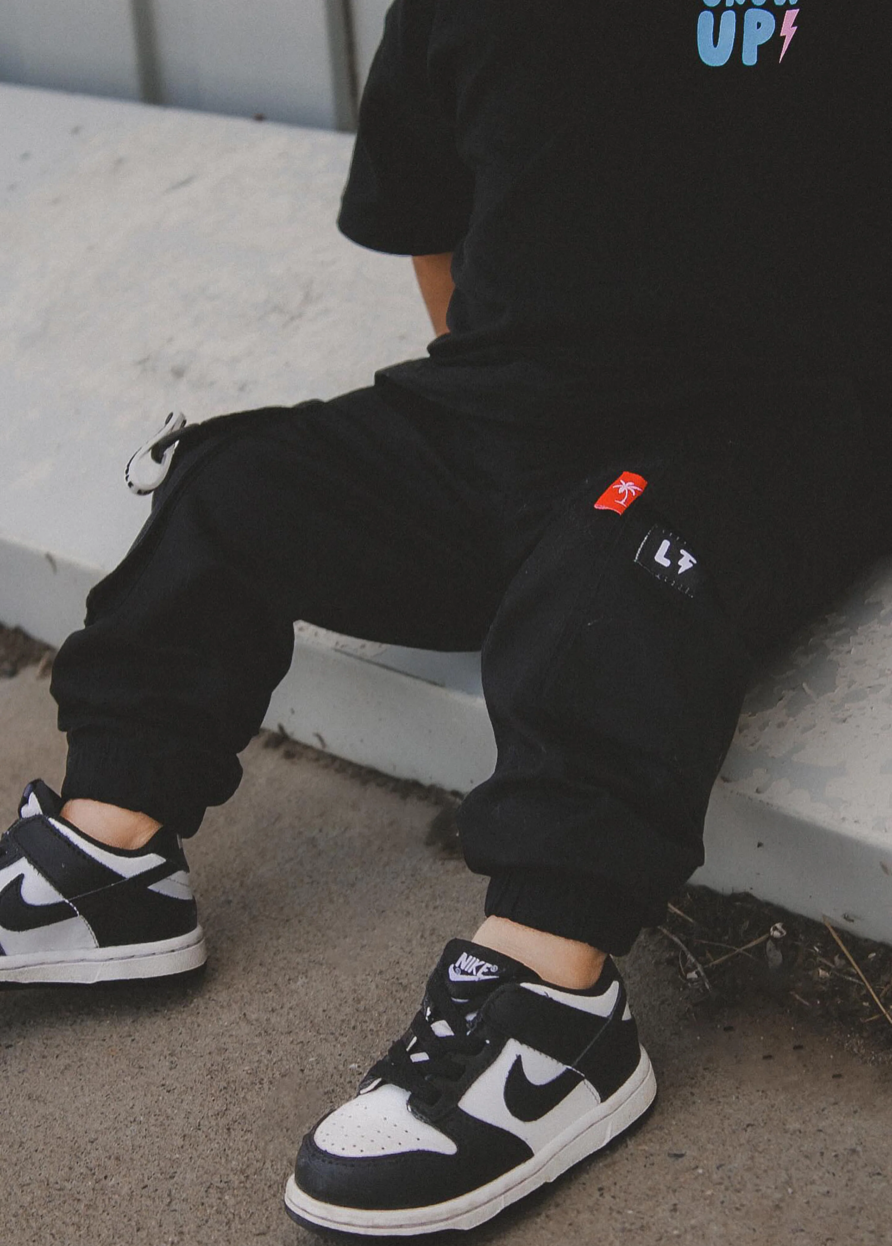 Black Cargos - Image 4